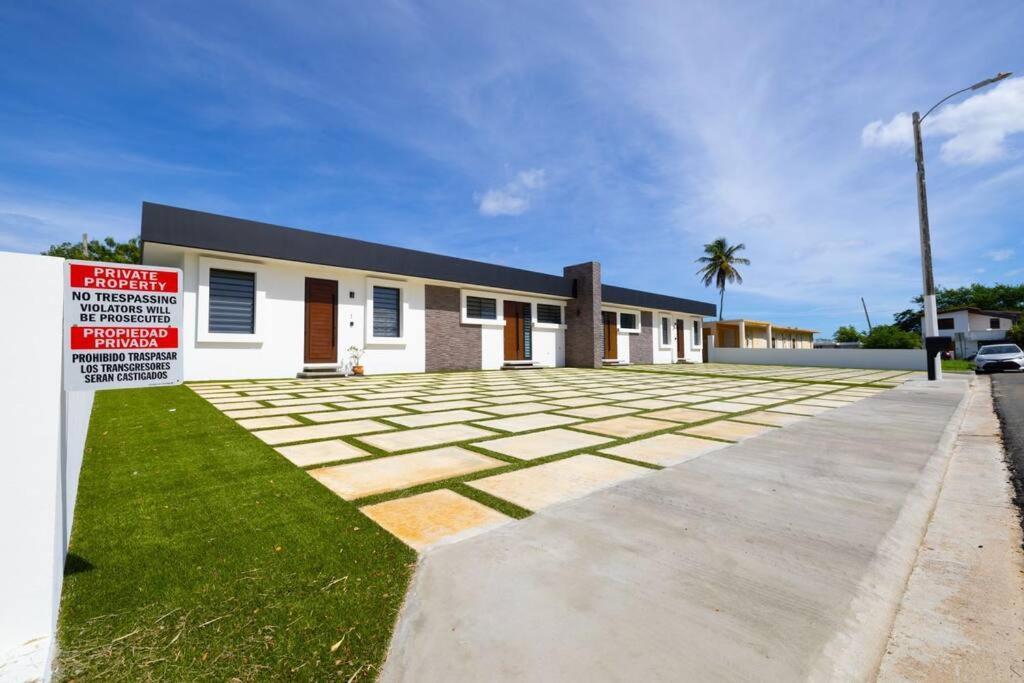 Ramey Cir D, Near Airport, Beaches W/King Bed. Aguadilla Exterior photo